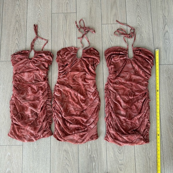 Ruched Velvet Swirl Halter Mini Pink Dress Large - Picture 6 of 6